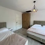 Historic Old Town Mona Location Apartamento *