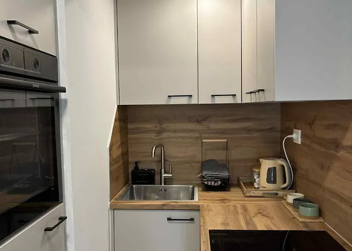 Historic Old Town Mona Location Апартаменты