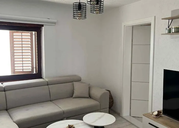 Historic Old Town Mona Location Апартаменты