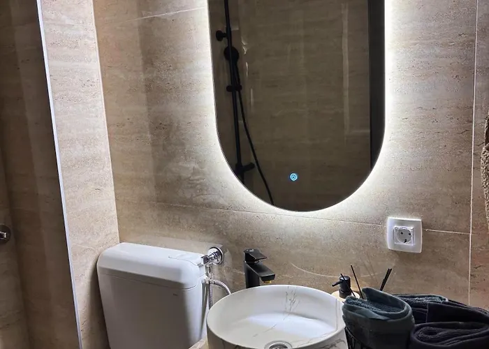 Historic Old Town Mona Location Апартаменты