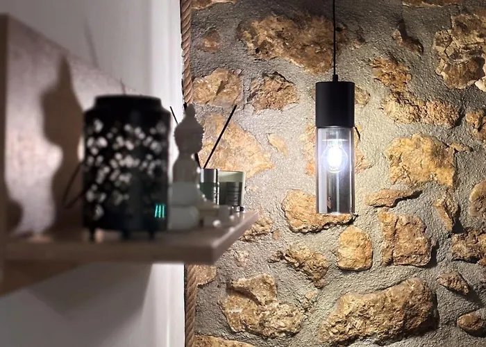 Historic Old Town Mona Location Апартаменты