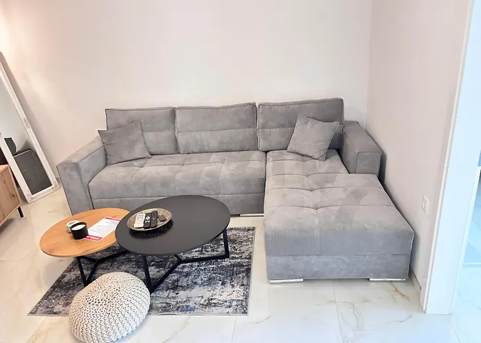 Historic Old Town Mona Location Апартаменты