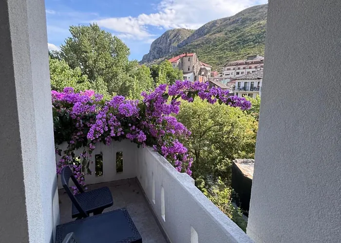 Historic Old Town Mona Location Апартаменты Мостар